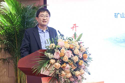 華爲(wei)油氣(qi)礦山(shān)軍團(tuán)智能(néng)礦山(shān)總工(gong)-丁-峰-(2).jpg