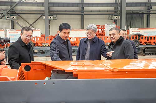 山(shān)東創力(li)邦邁智能(néng)科(ke)技(ji)有(yǒu)限(xian)公(gōng)司正式(shi)揭牌成(cheng)立(圖5)